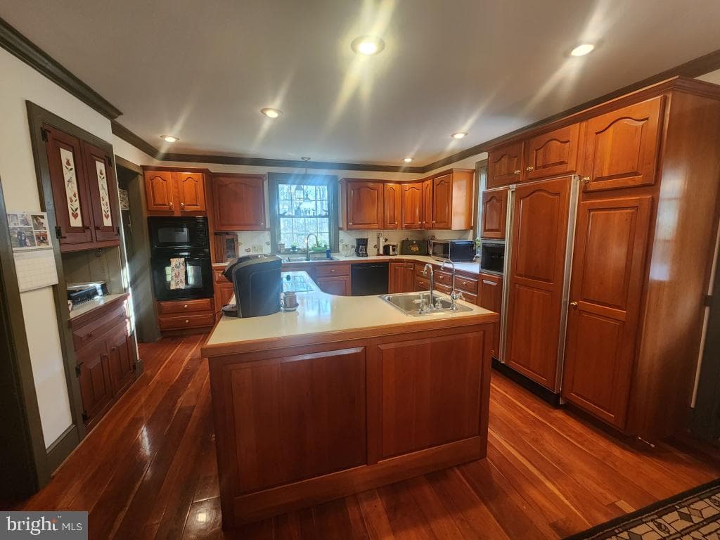 827 Hornig Road photo 18