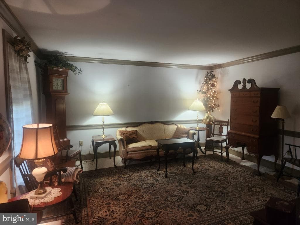 827 Hornig Road photo 2
