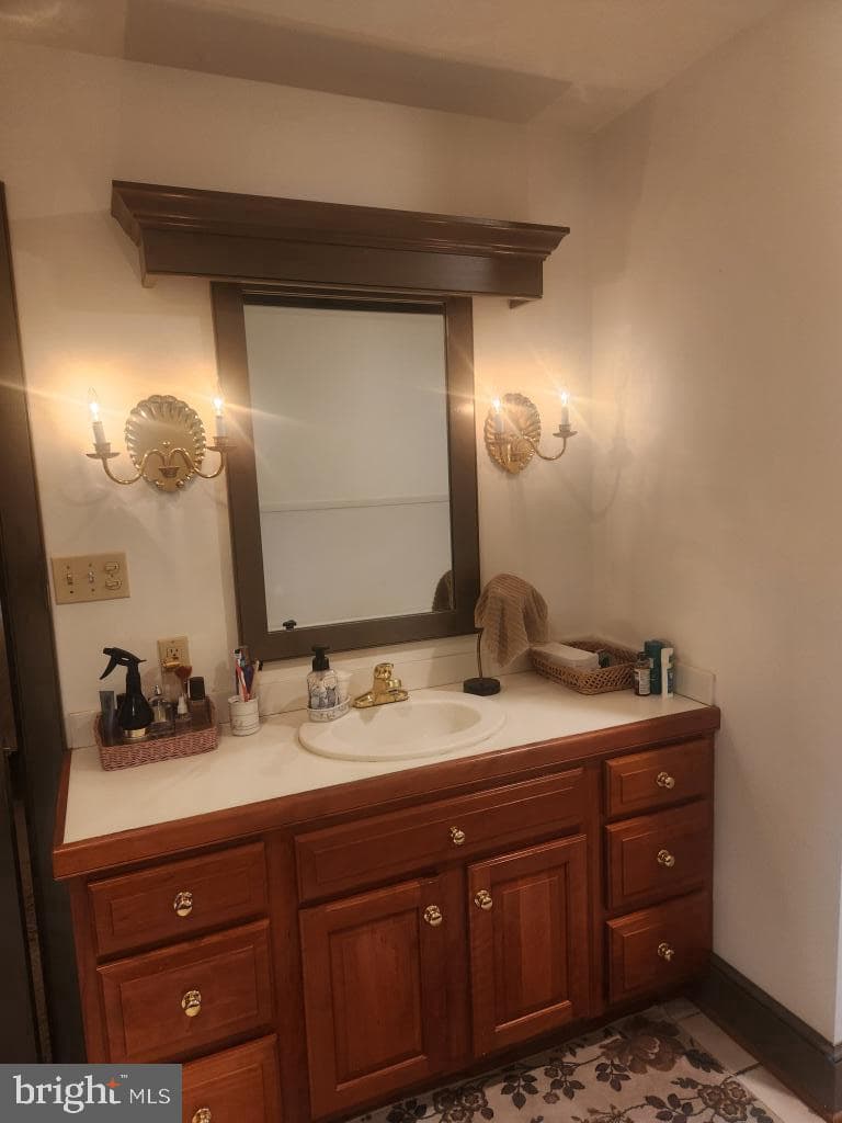 827 Hornig Road photo 35