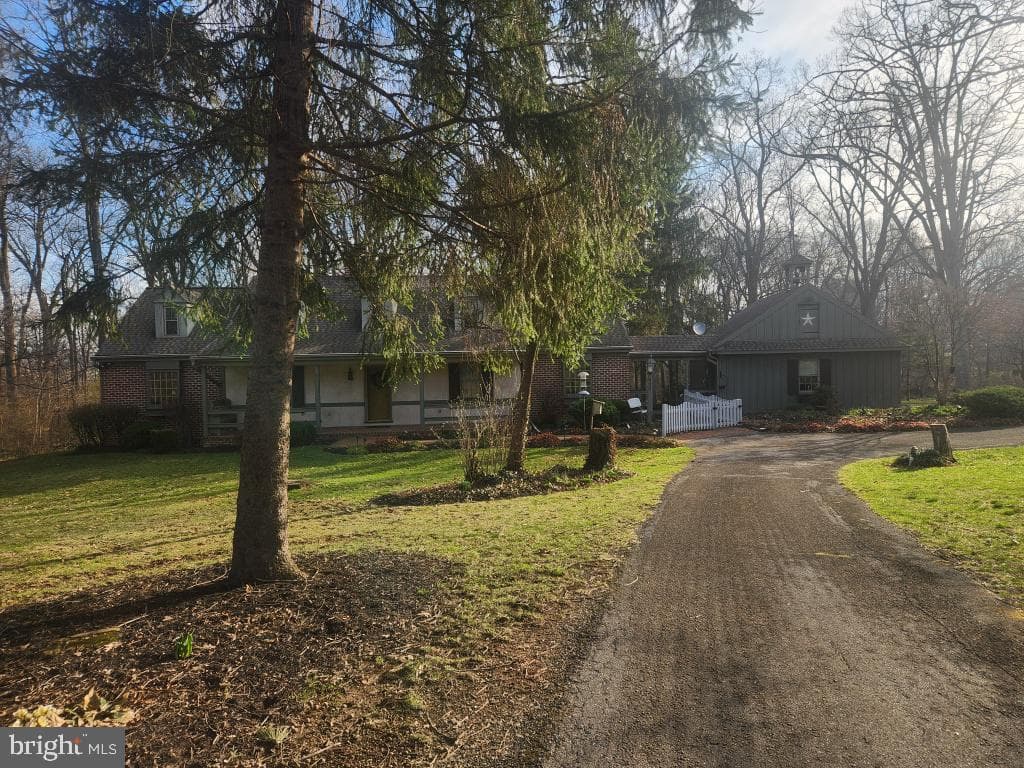 827 Hornig Road photo 63