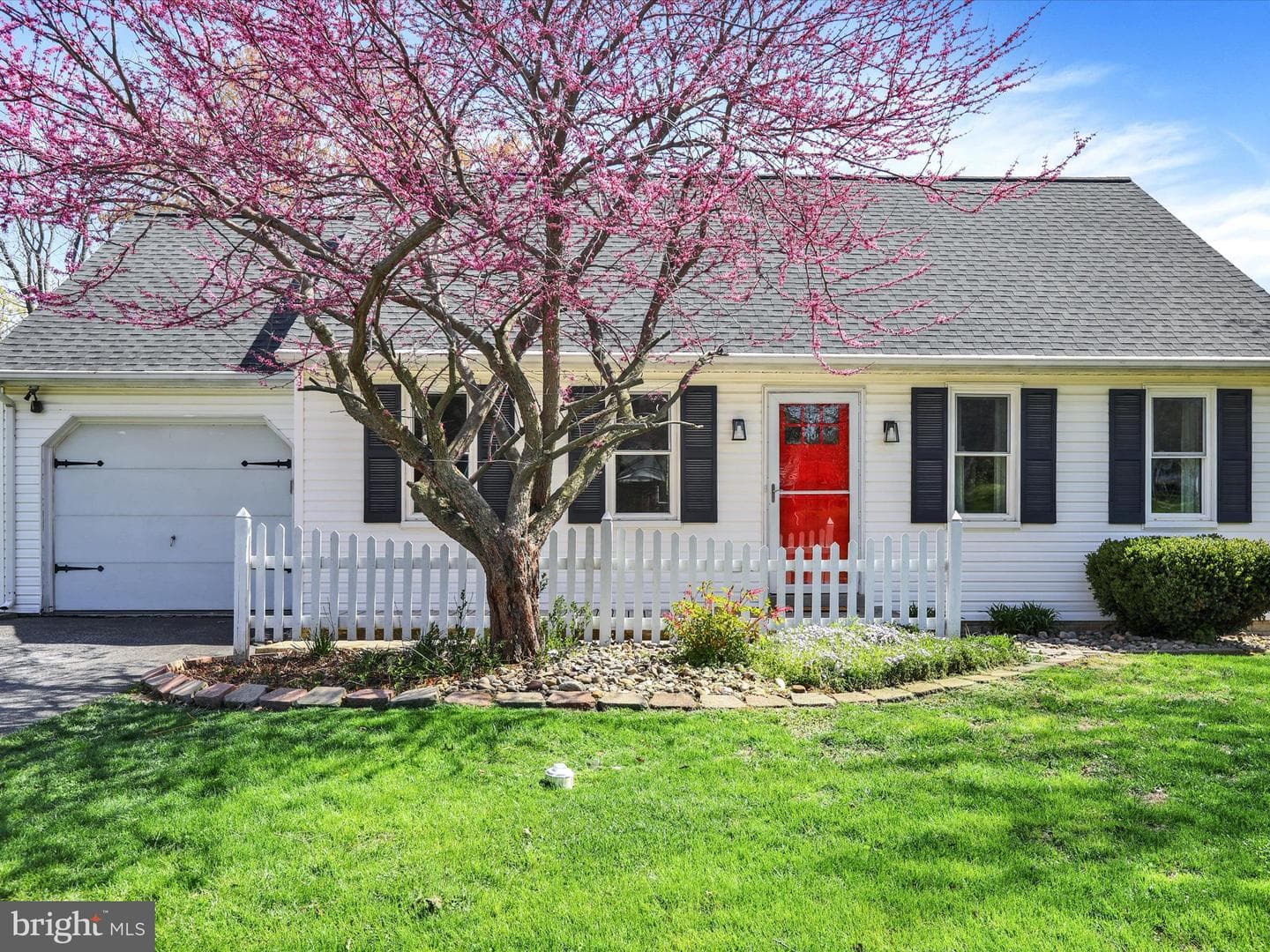 3063 Buckthorn Drive photo 3