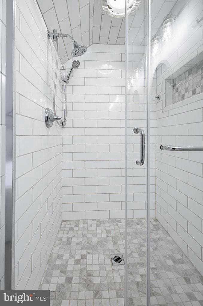1001 Fieldstone Court photo 26