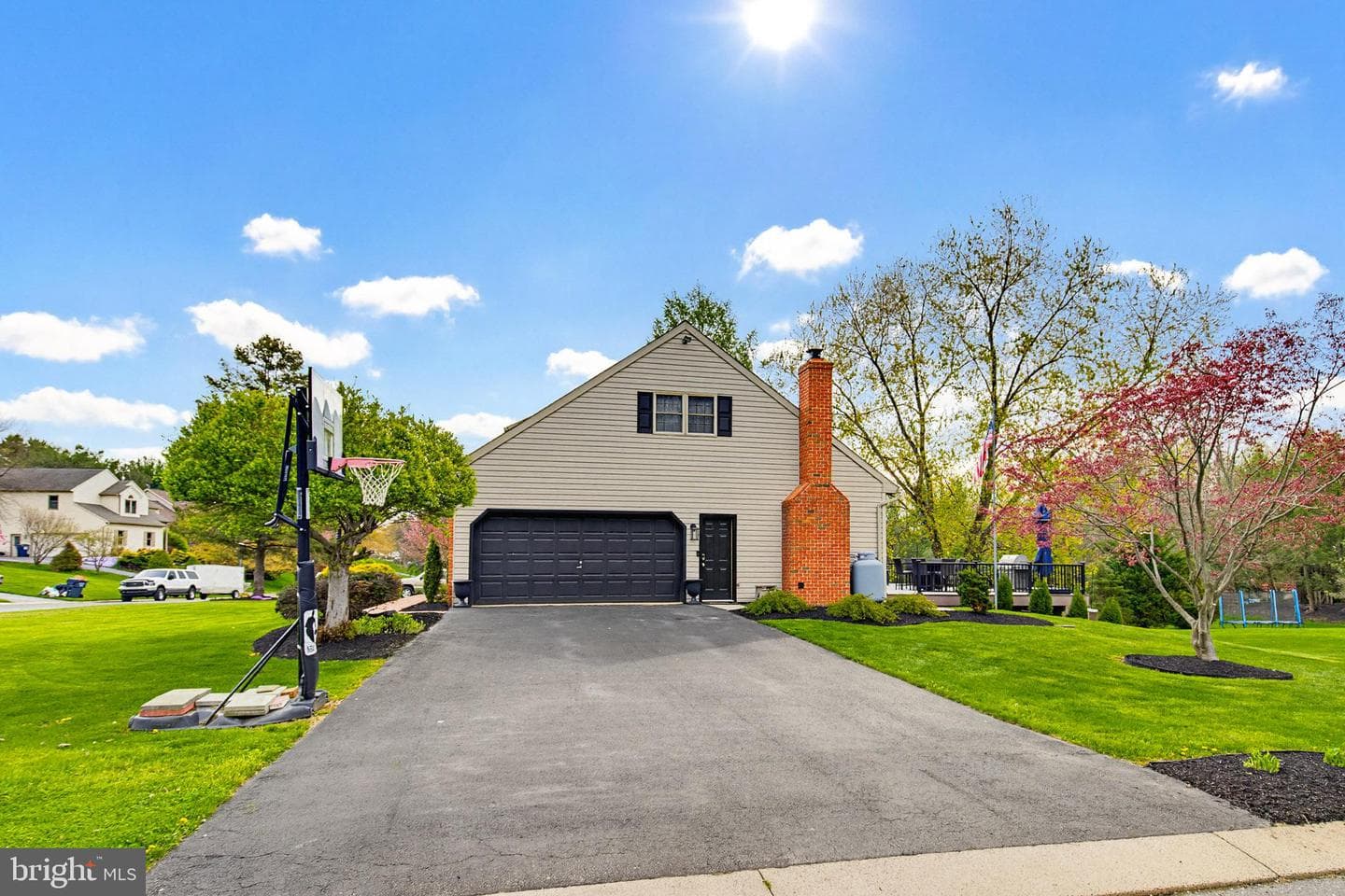 1001 Fieldstone Court photo 4