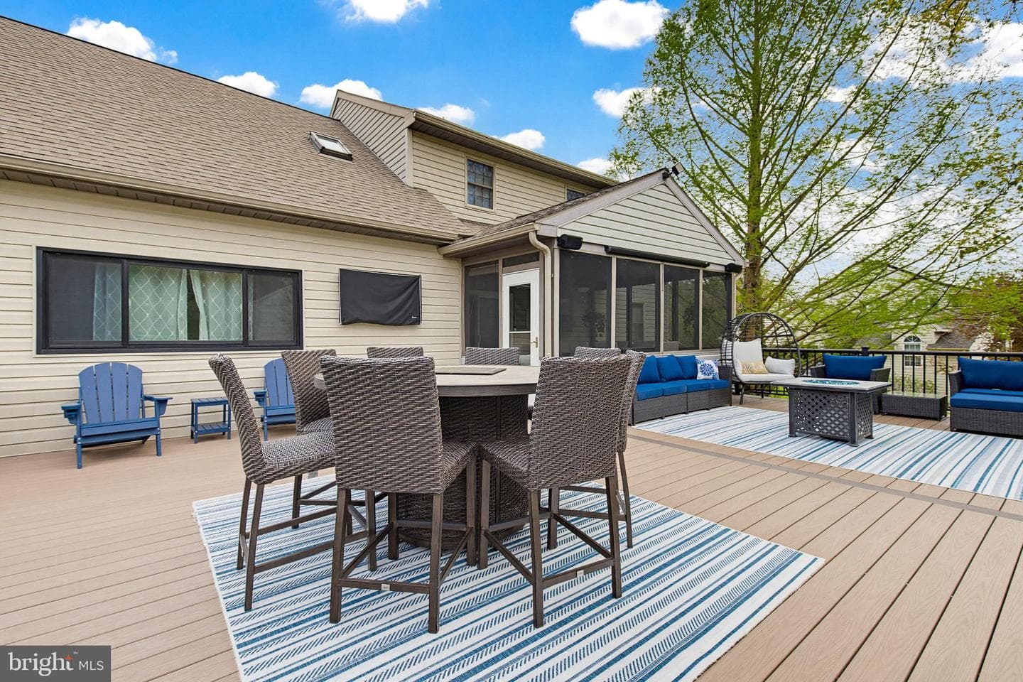 1001 Fieldstone Court photo 7
