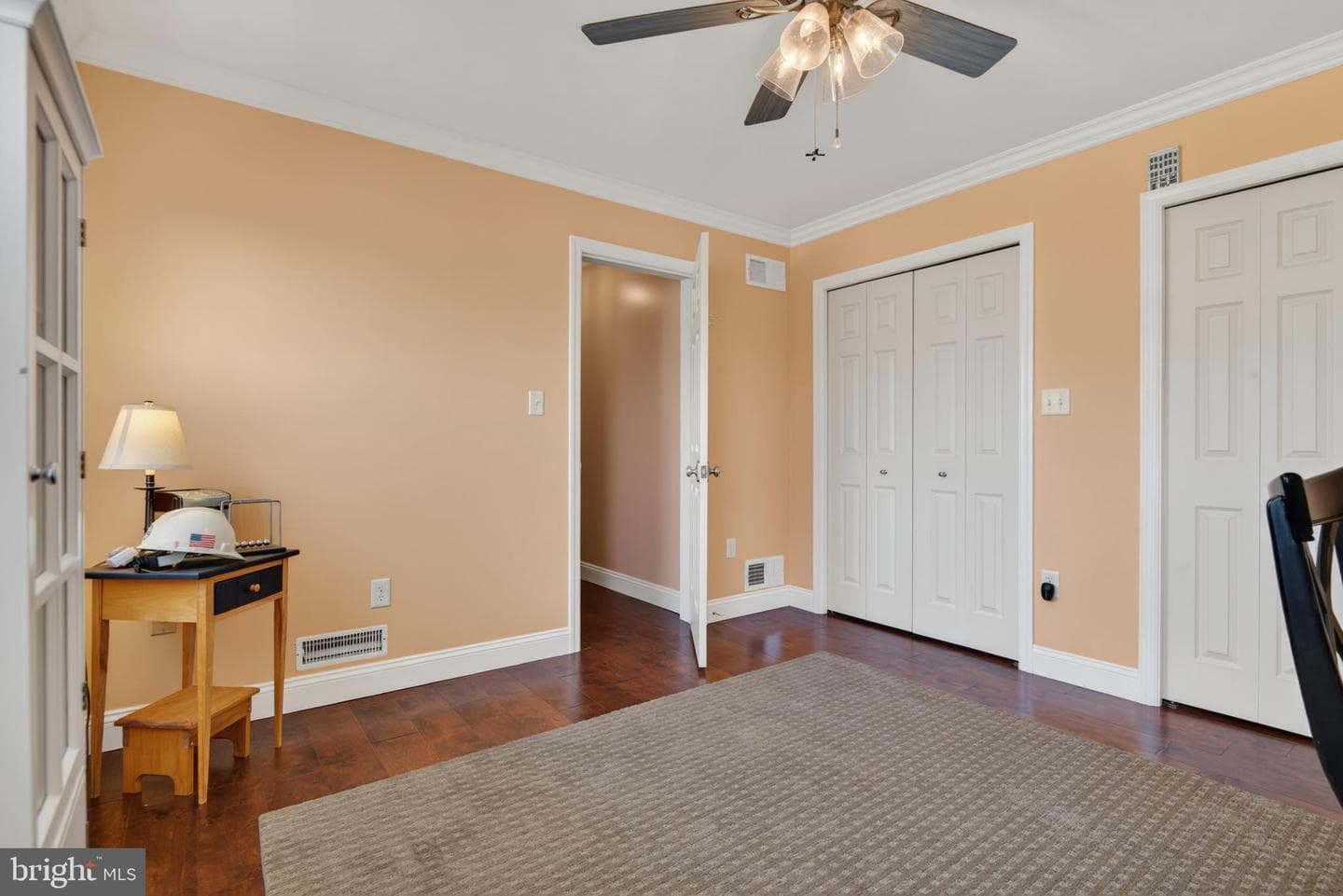 205 Cambridge Drive photo 38