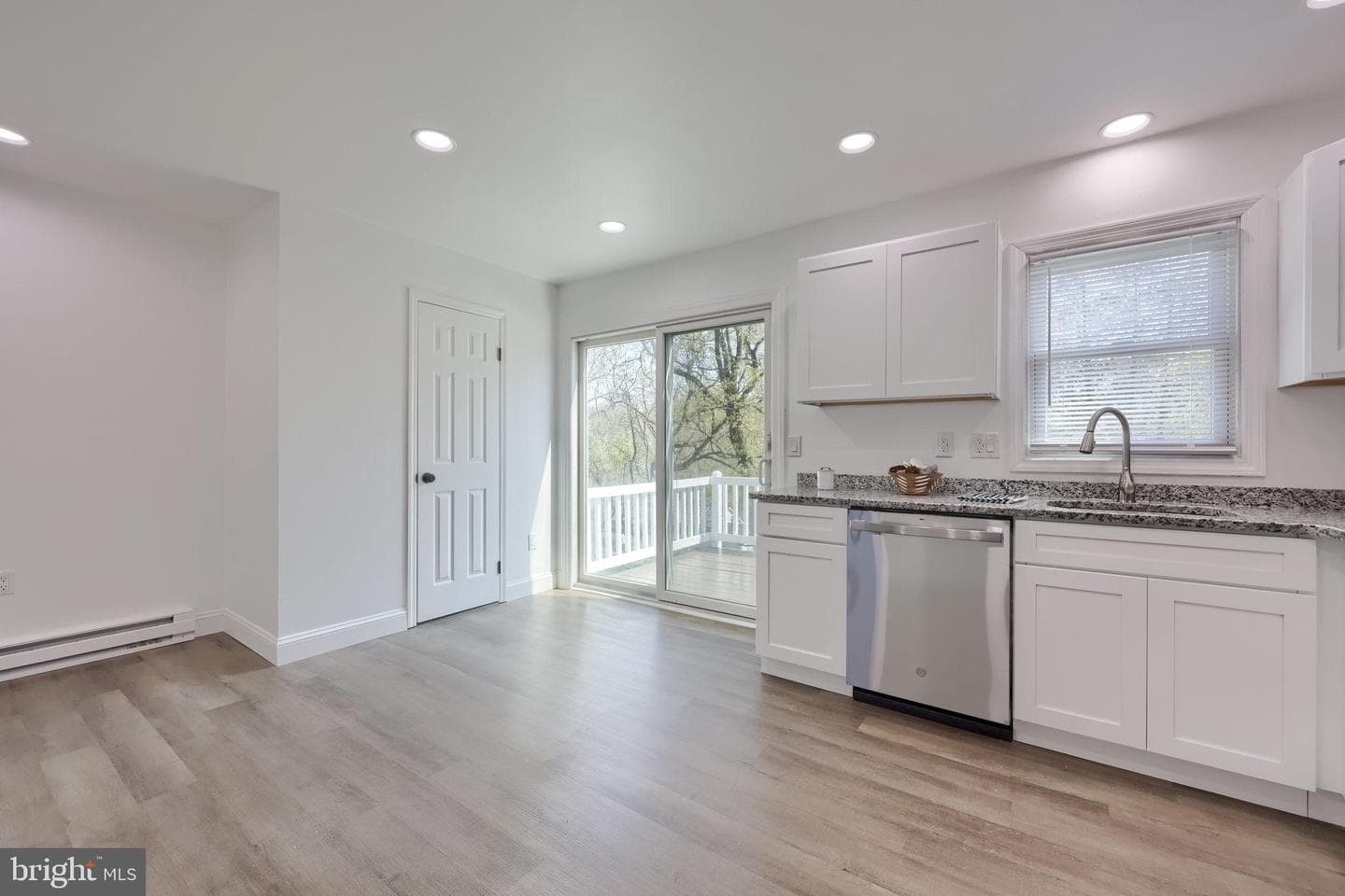 113 Westmore Way photo 32