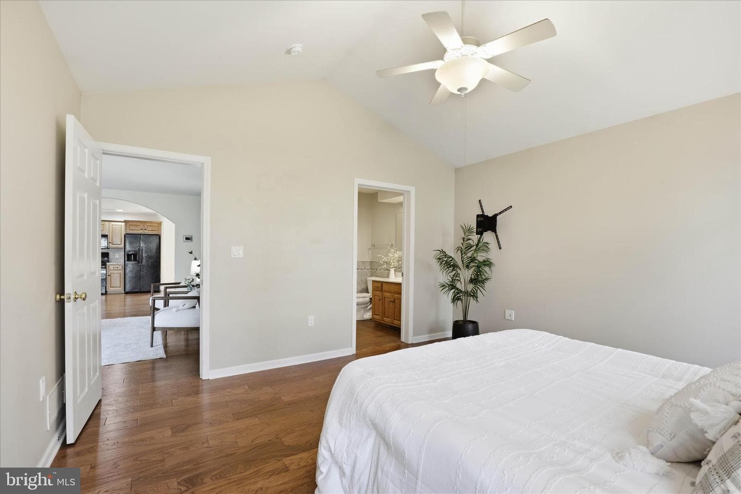 1321 Fieldstone Drive photo 24