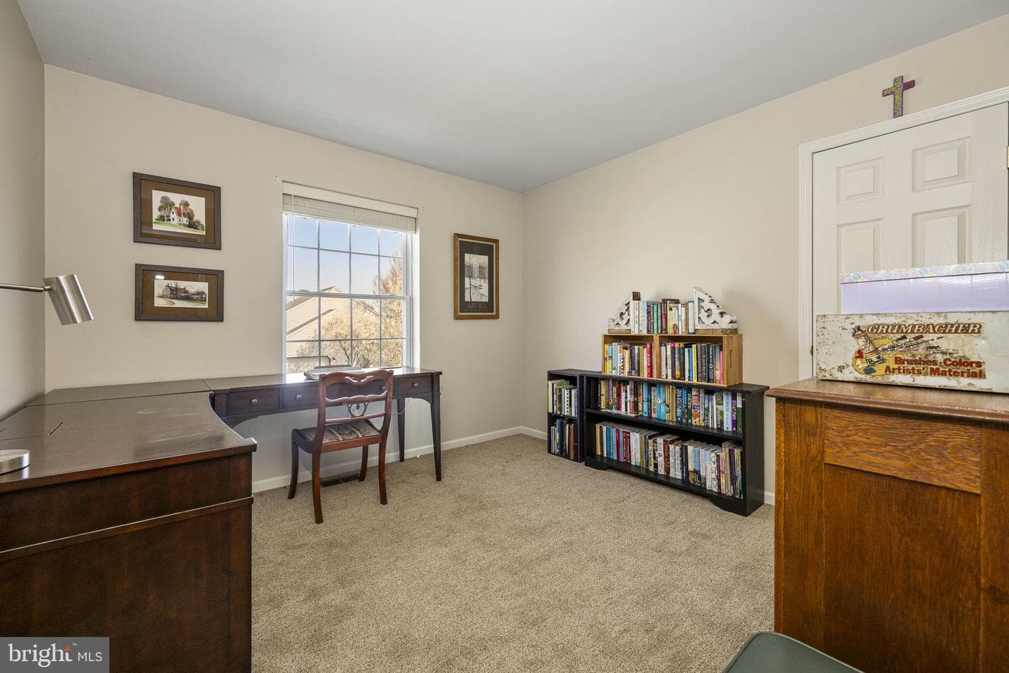 218 Cambridge Lane photo 16