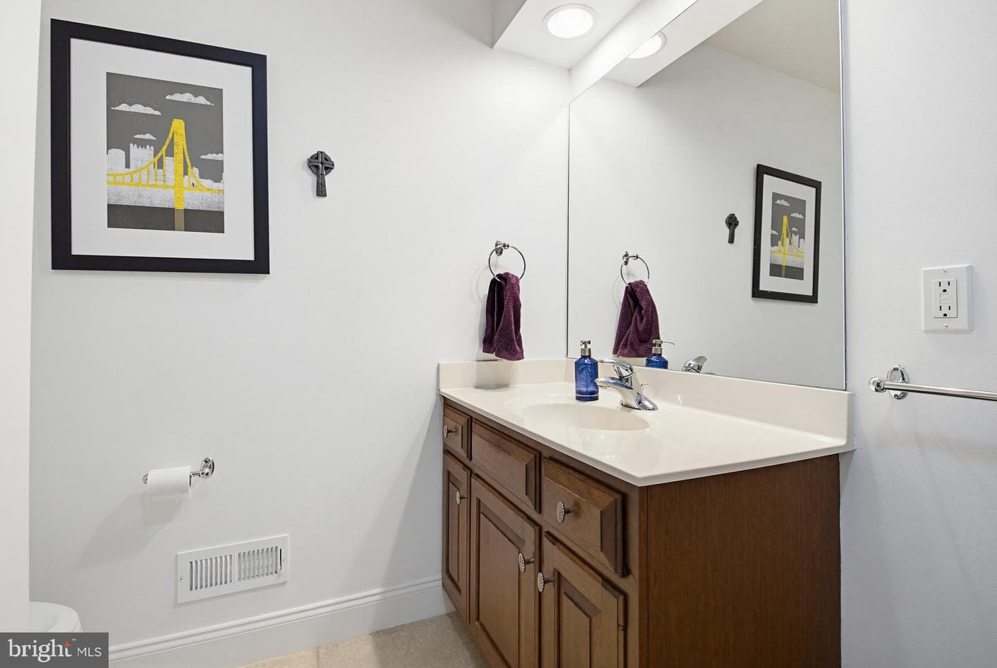 704 Woodfield Drive photo 26