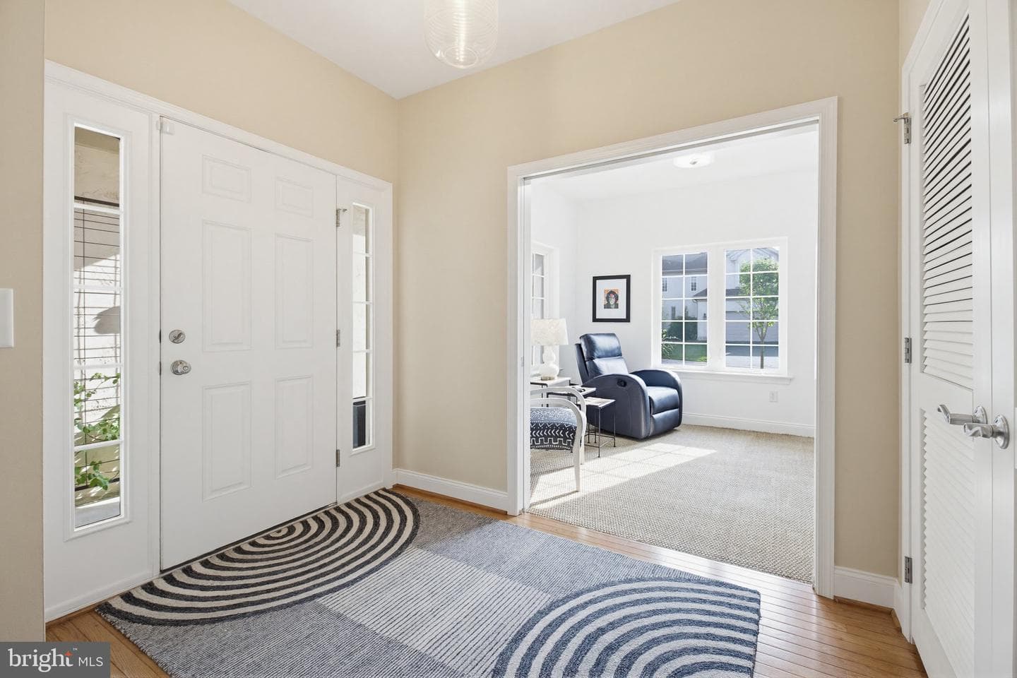 704 Woodfield Drive photo 4