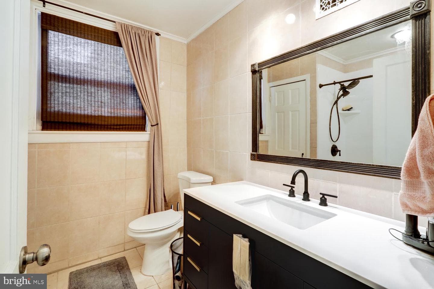 119 E Ross Street photo 11