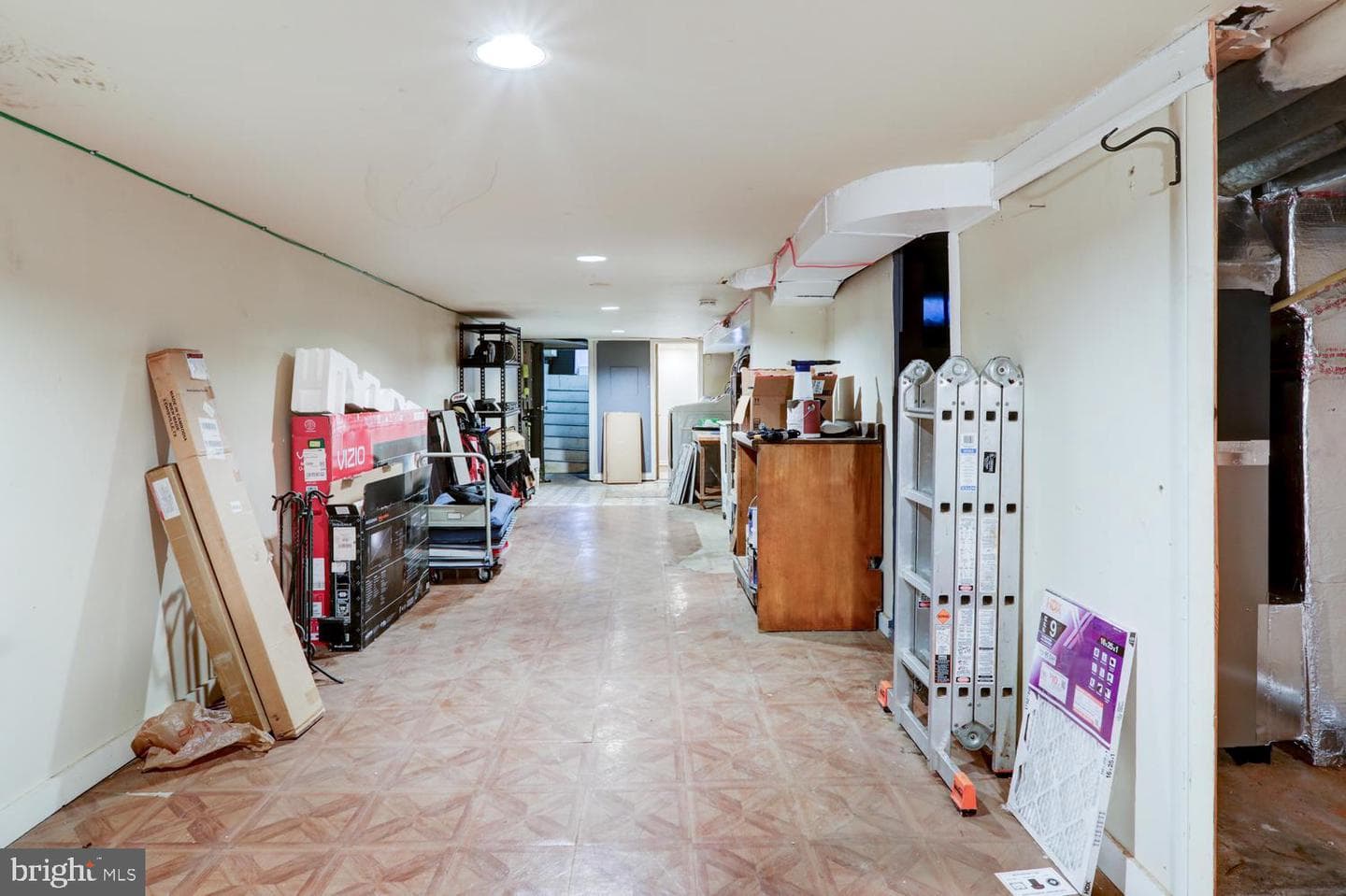 119 E Ross Street photo 23