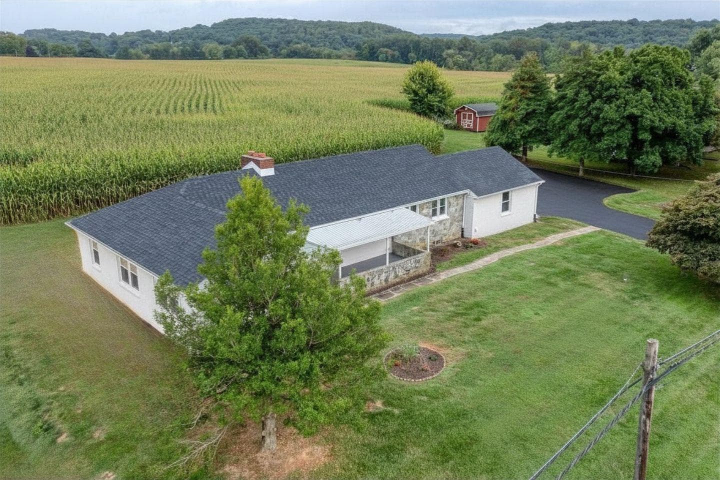 725 Marticville Road photo 4
