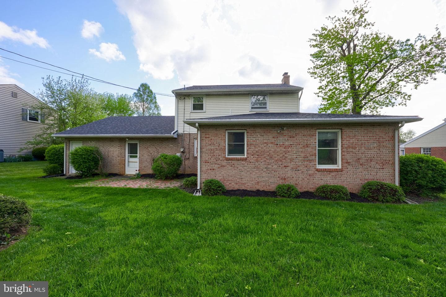 2154 Coventry Road photo 46