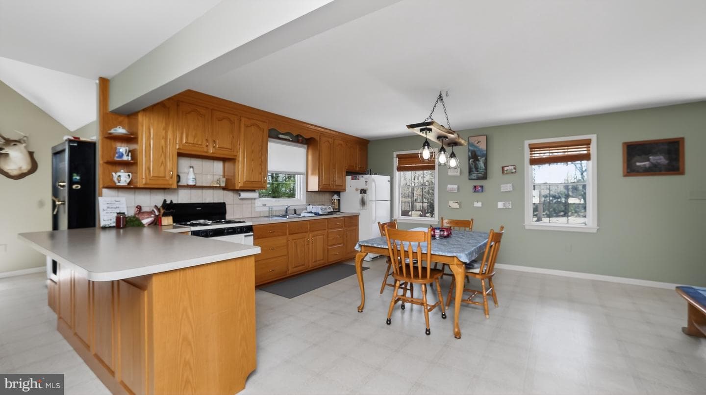 5763 Northeimer Road photo 59