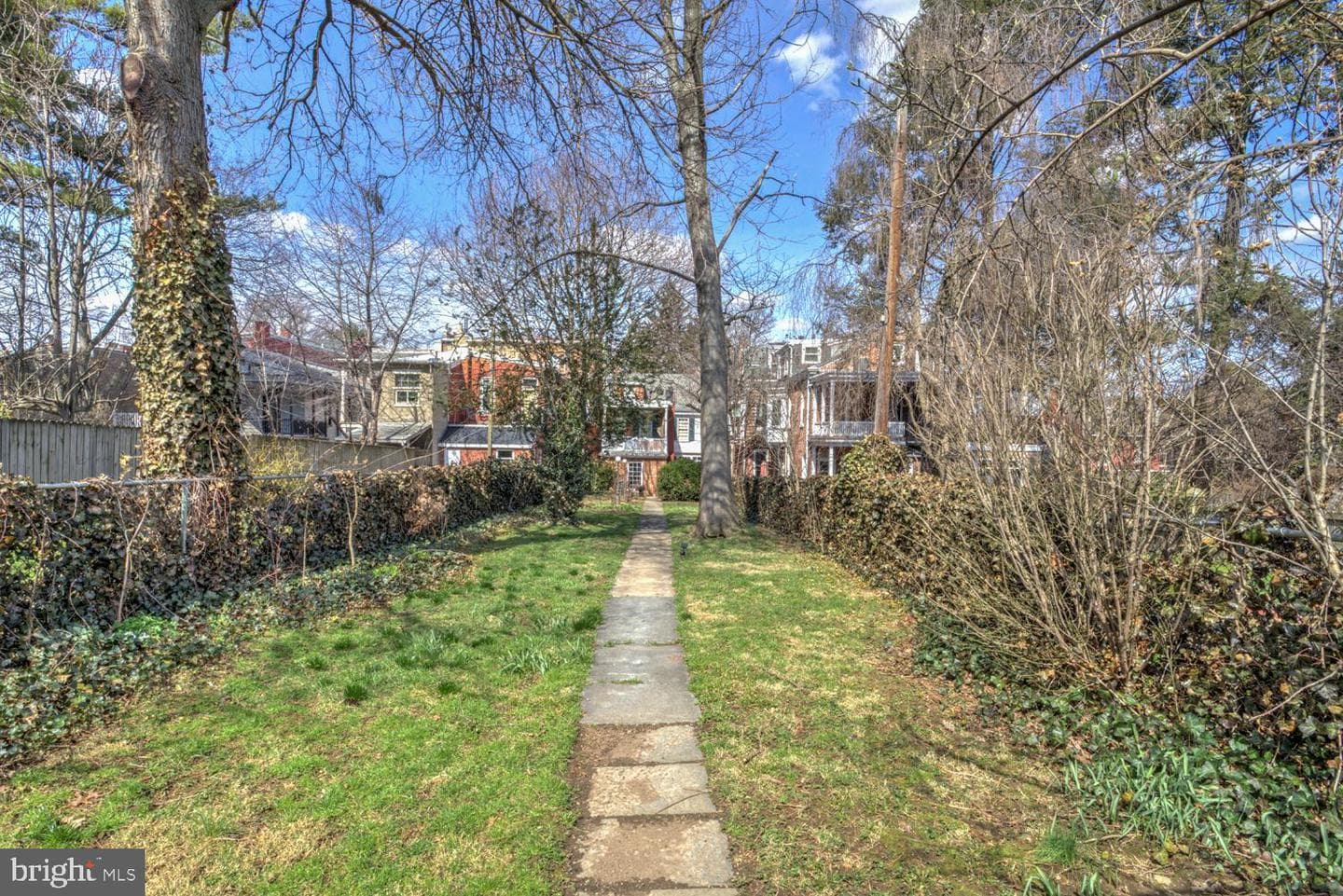 340 E Orange Street photo 58