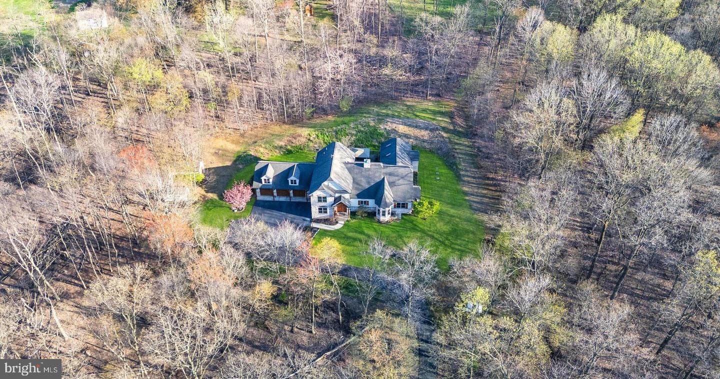 97 Wilson Road photo 55