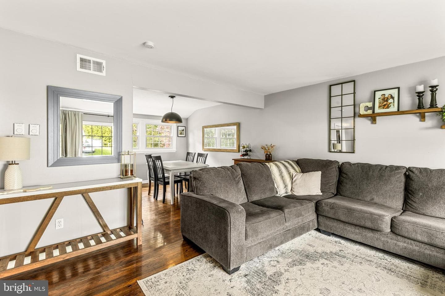 2604 Beechwood Road photo 8