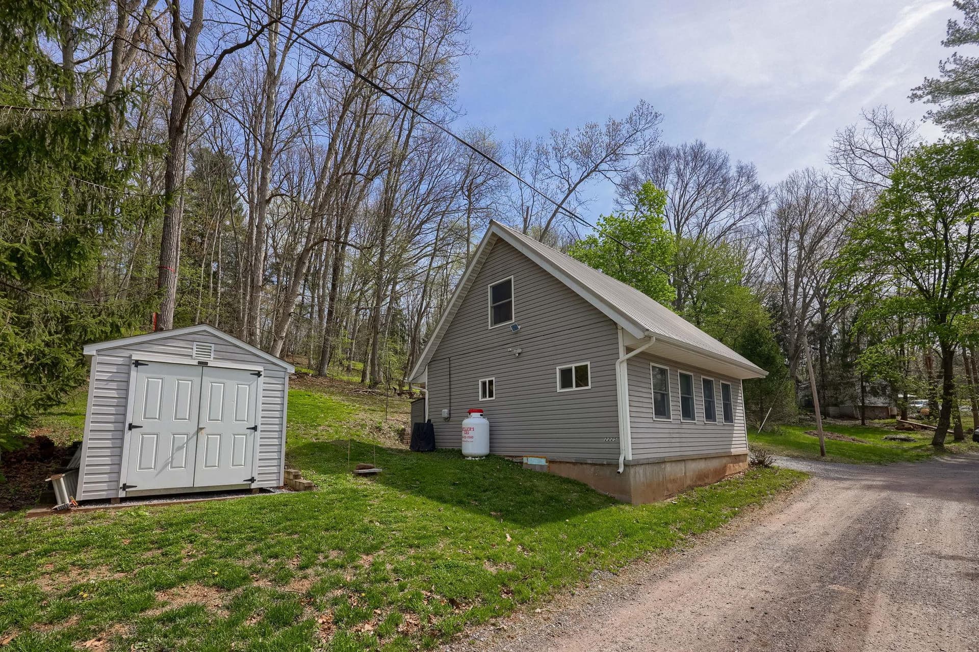2225 Lake Drive photo 7