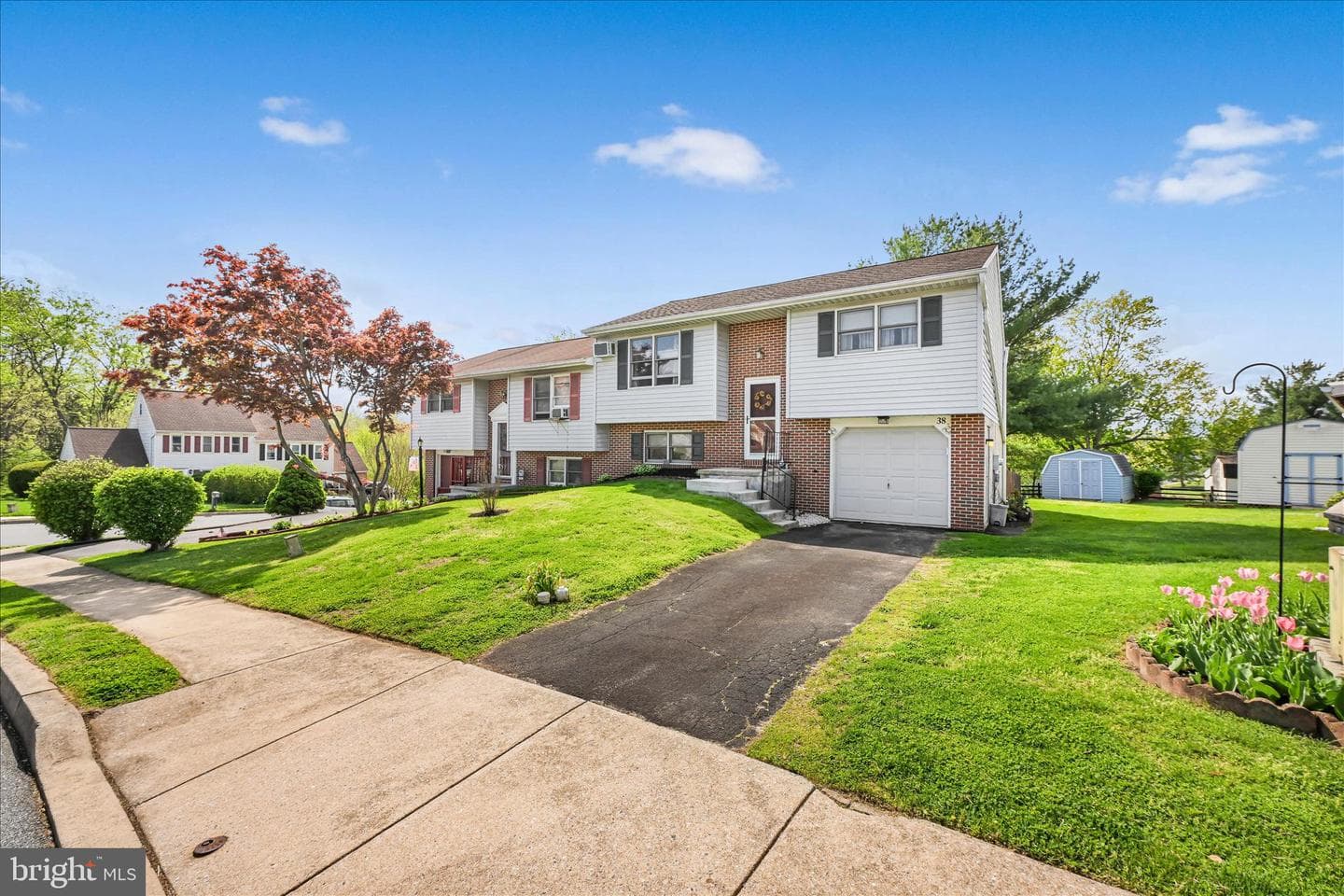 38 Pickford Drive photo 3
