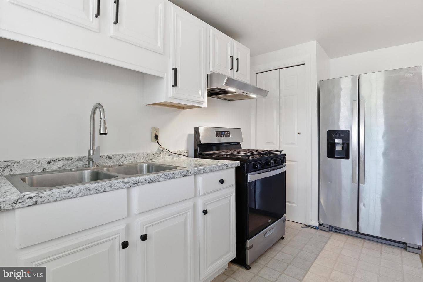 408 Prospect Street photo 12