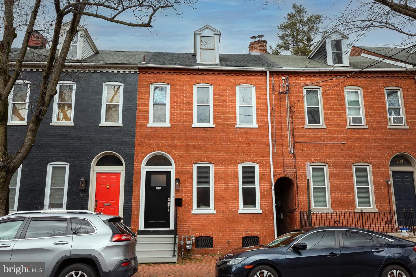 409 W Lemon Street