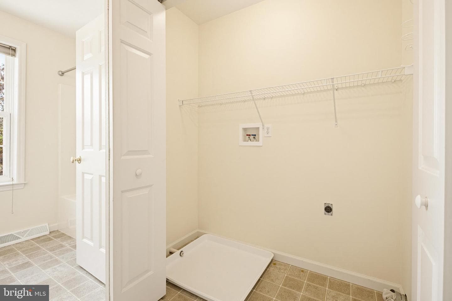 142 Beech Street photo 29