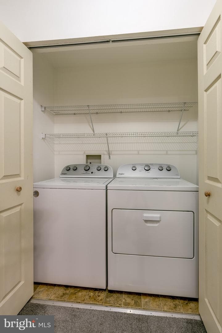 4 Acorn Boulevard photo 27