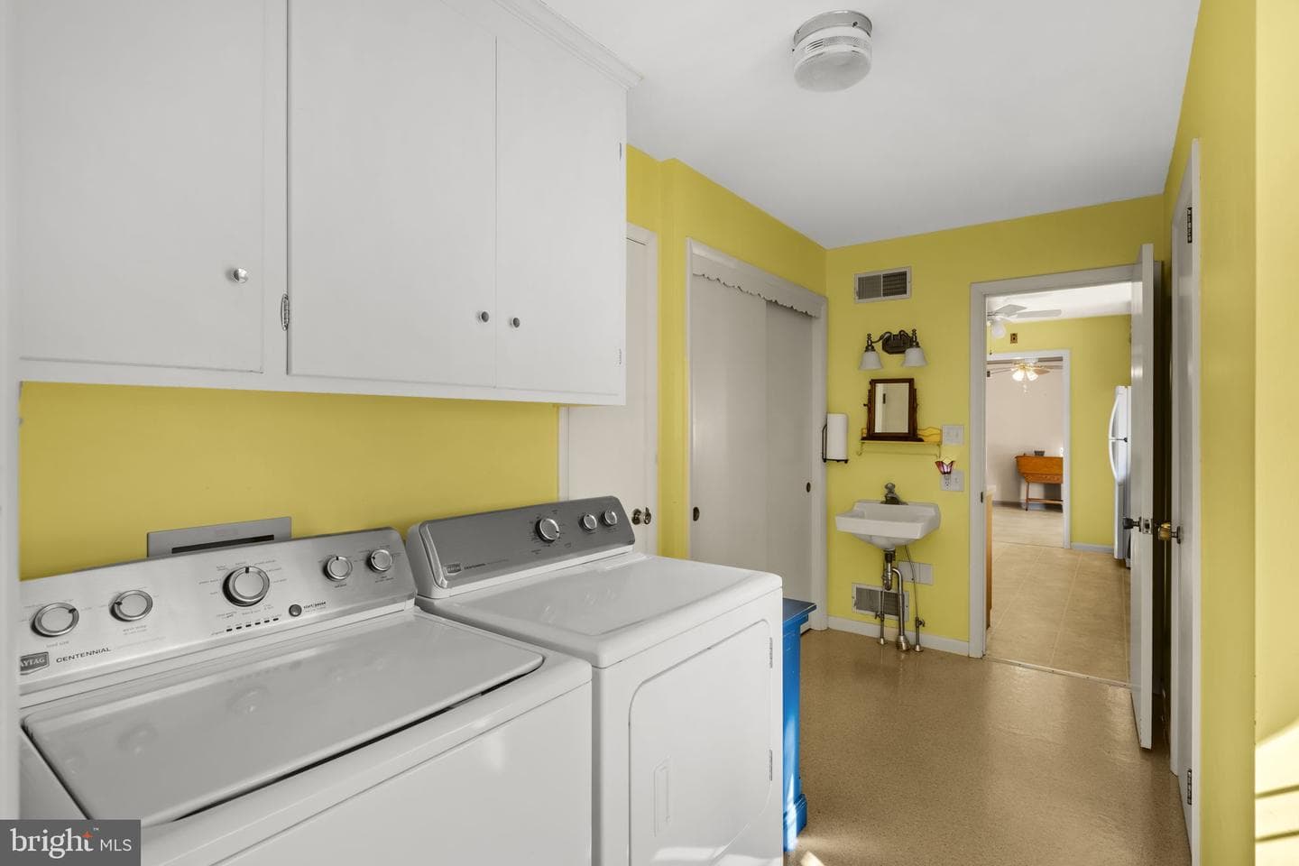 77 Glendale Drive photo 29