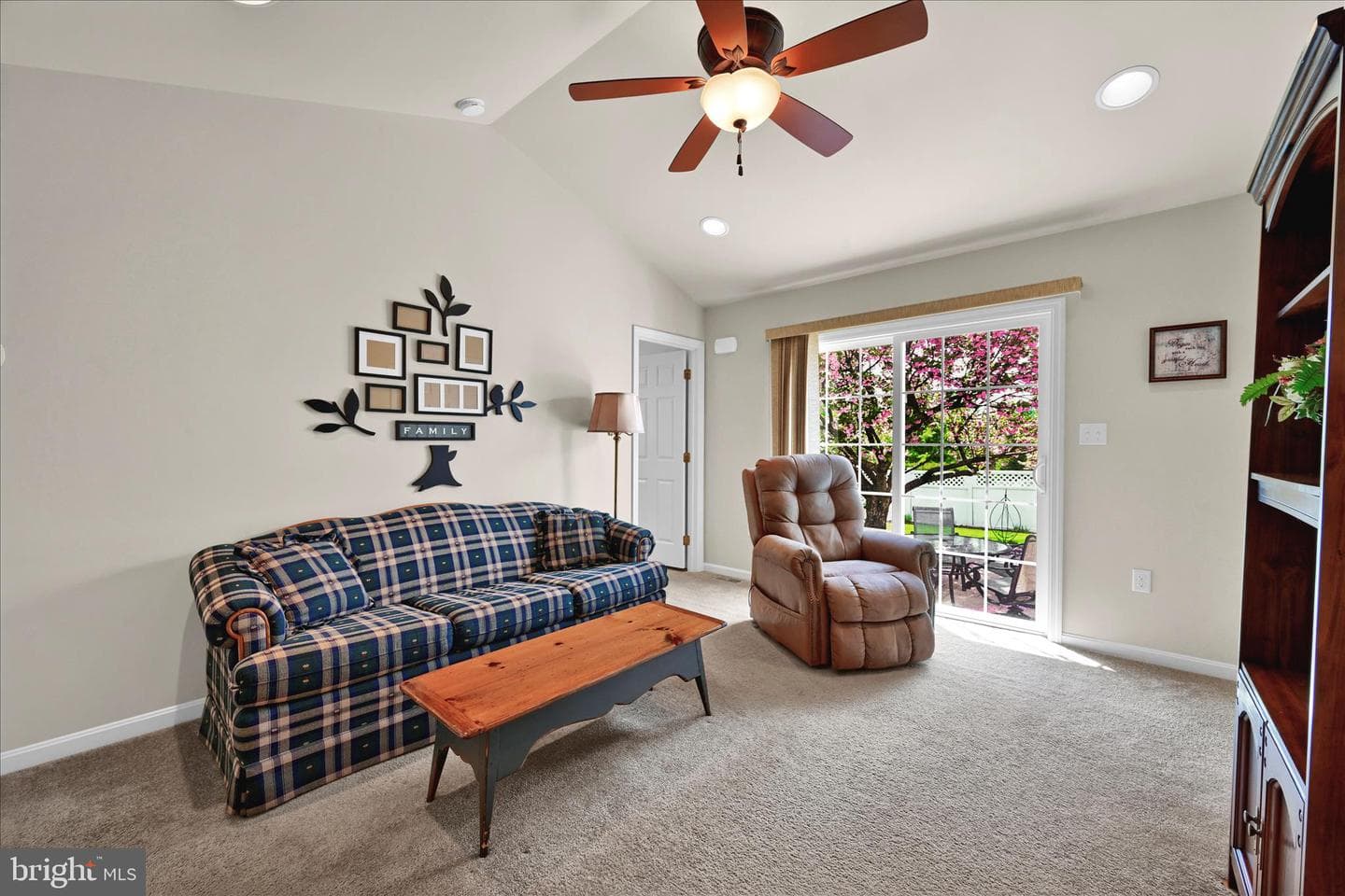 1840 Krystle Drive photo 33