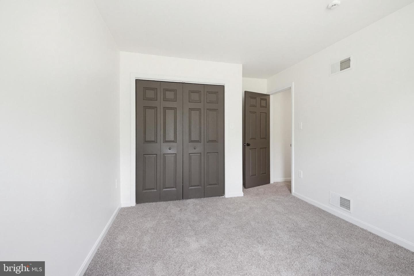 112 Saw Mill Road photo 36