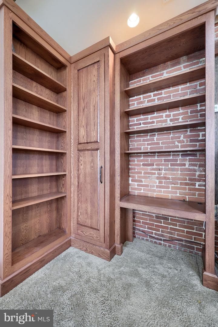 287 Duke Street photo 46