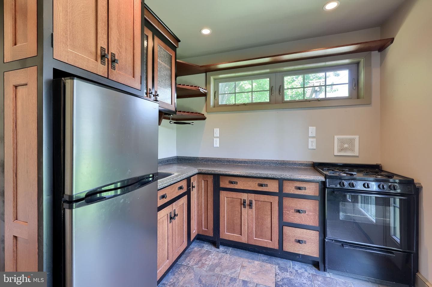 287 Duke Street photo 55