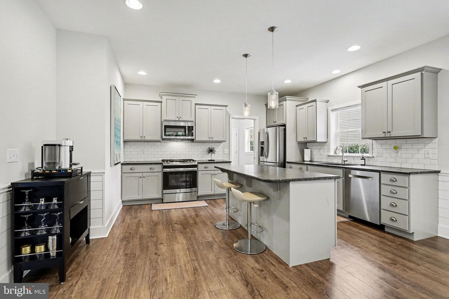 401 Wendover Way photo 10
