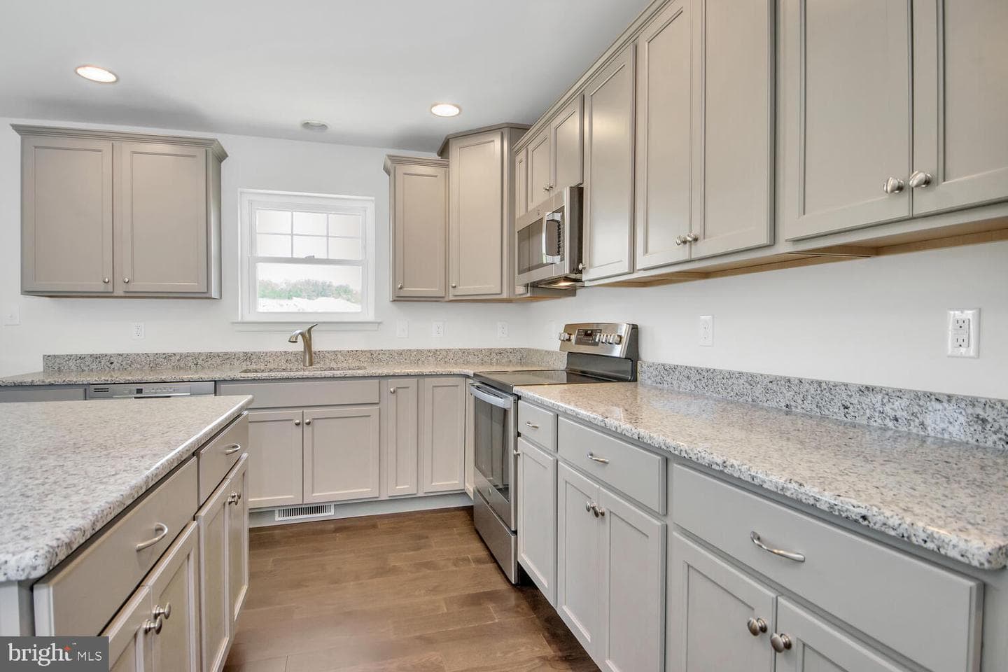 620 S Smith Drive #(Hemlock) photo 10