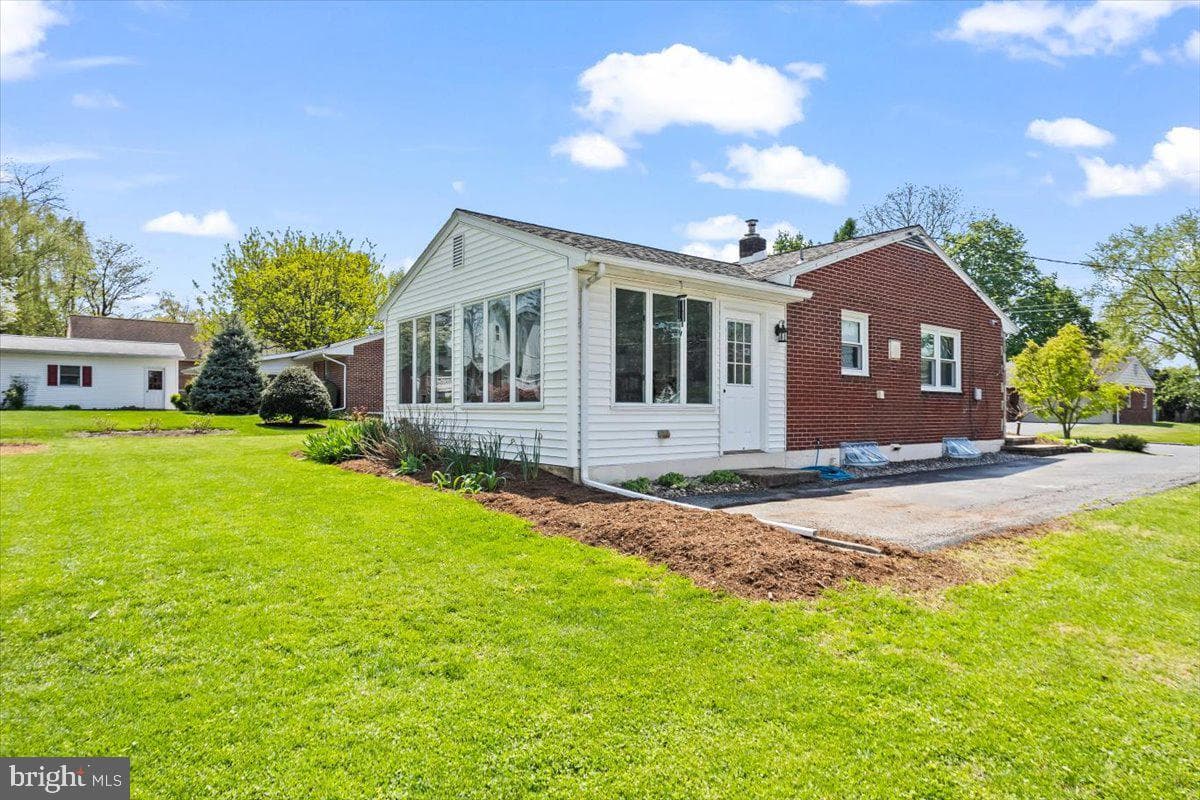 6281 Carpenter Street photo 23