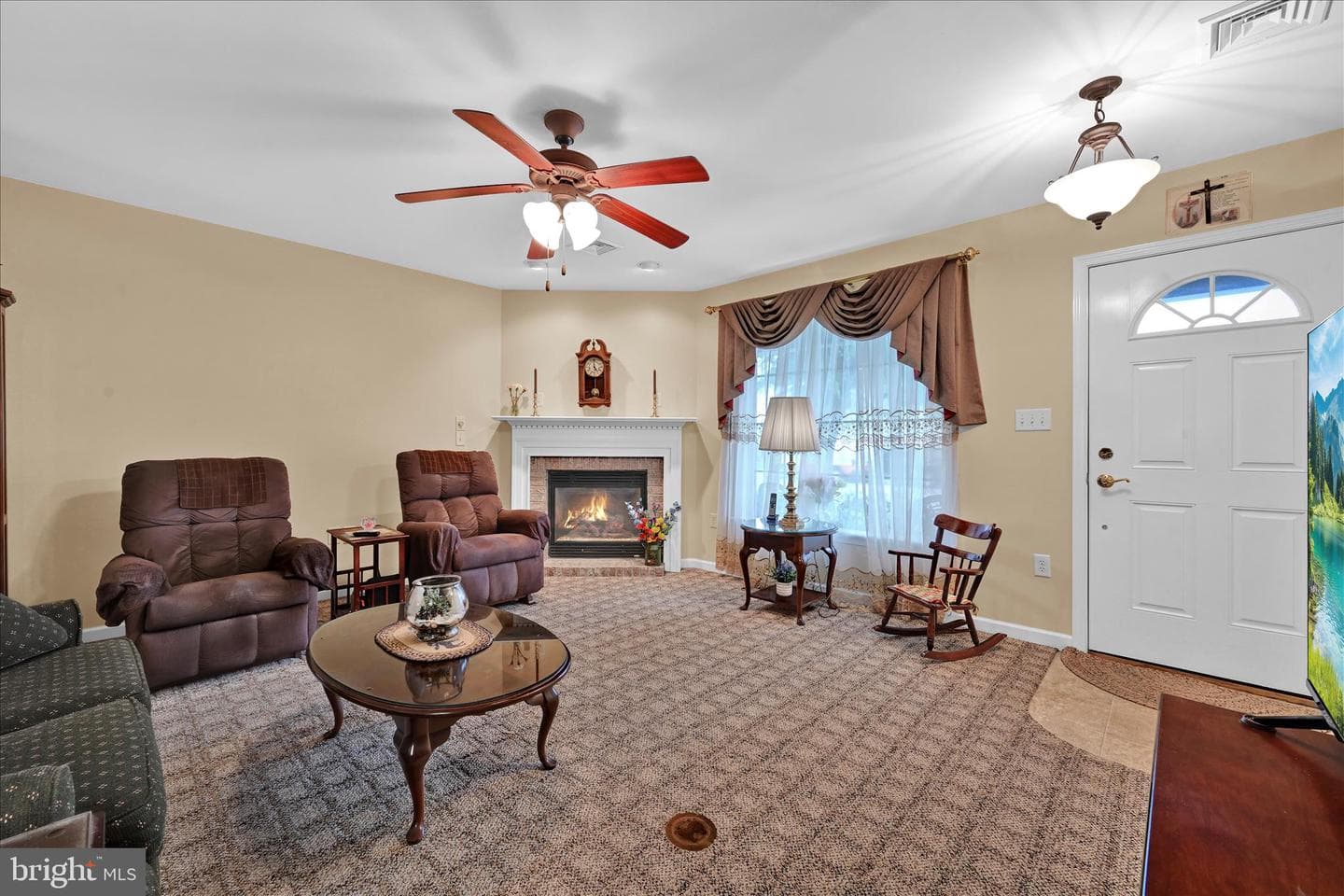 931 Cambridge Drive photo 12