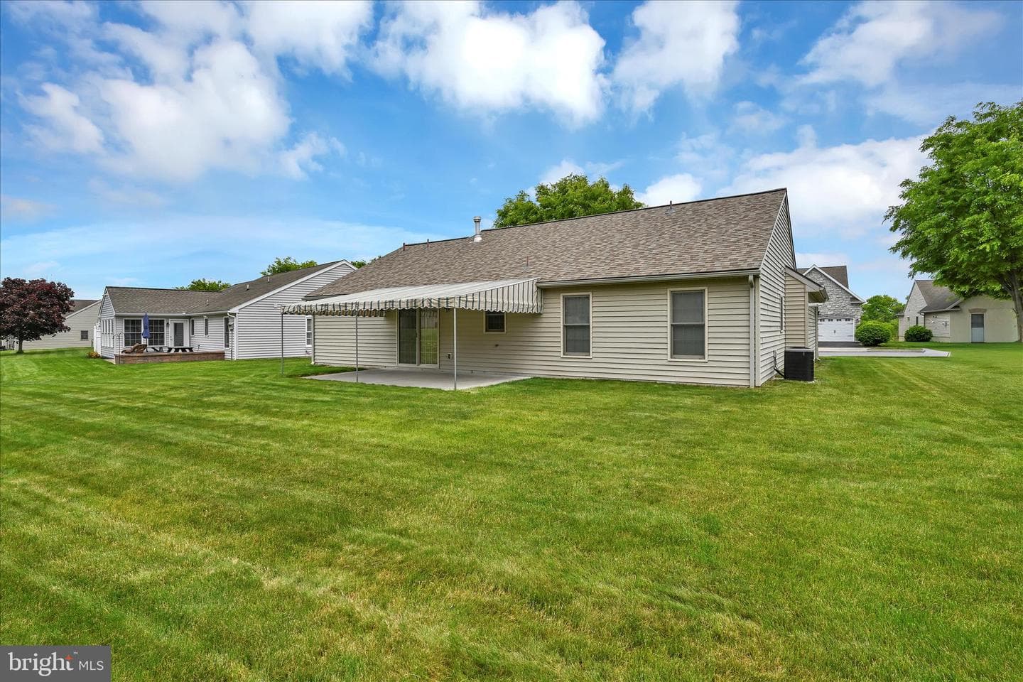 931 Cambridge Drive photo 34