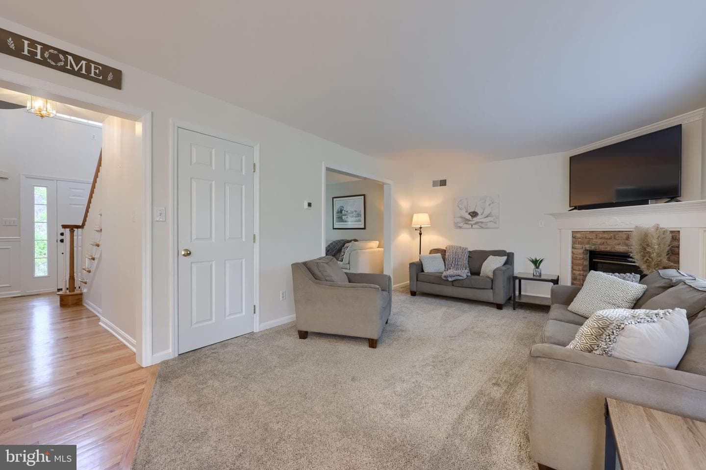 2462 Carriage Drive photo 15