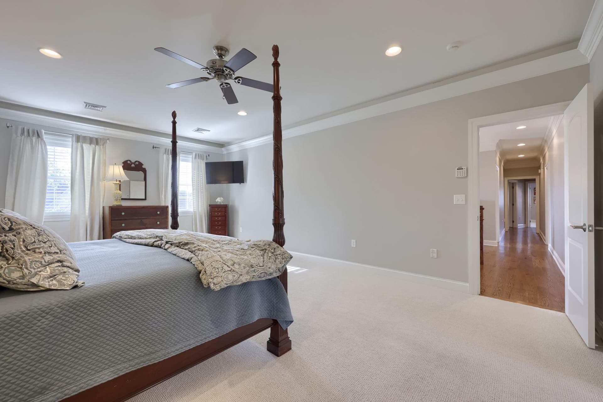517 Wheatfield Drive photo 34