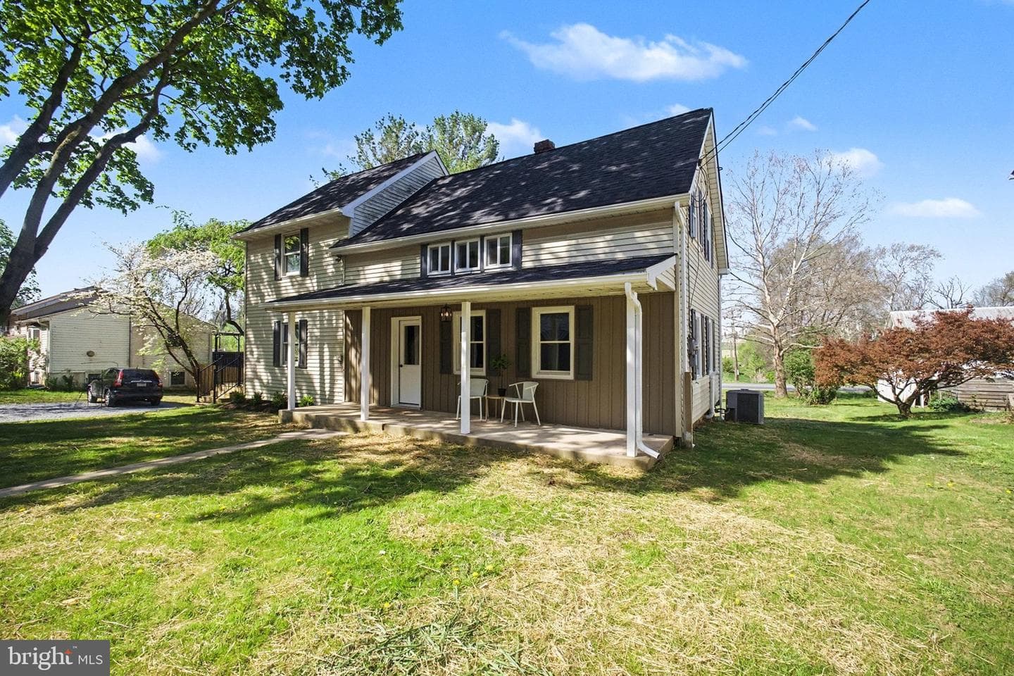 922 N Old Road photo 2