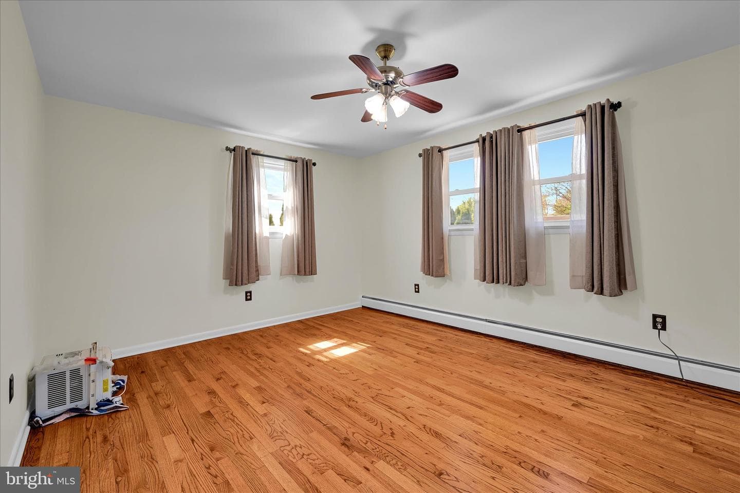 25 Frederick Avenue photo 17