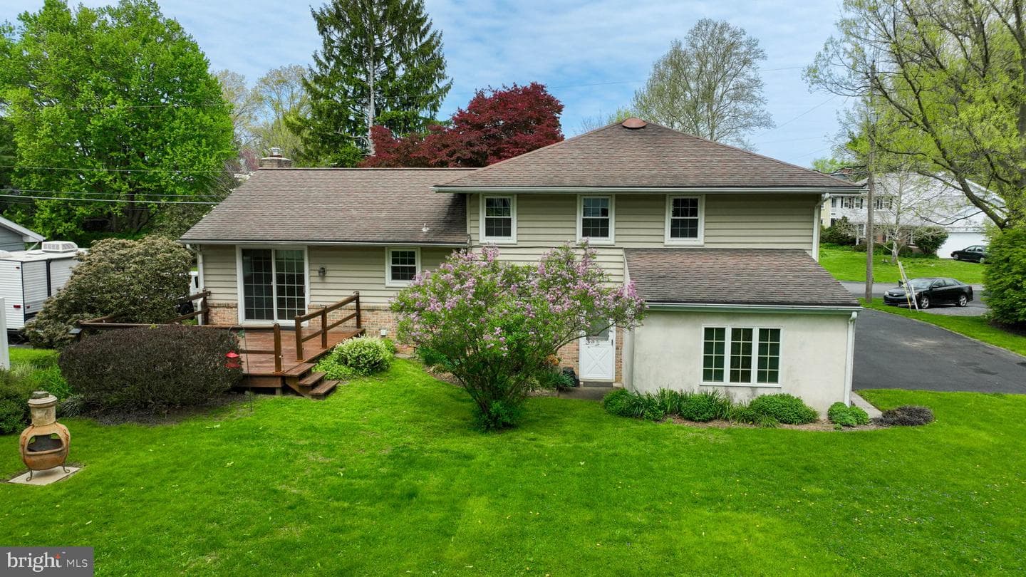 33 Woodland Avenue photo 36
