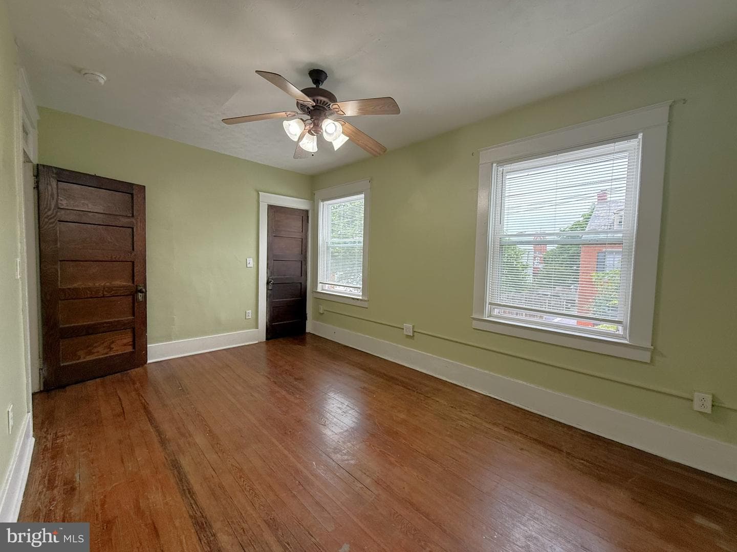 40 N Plum Street photo 9