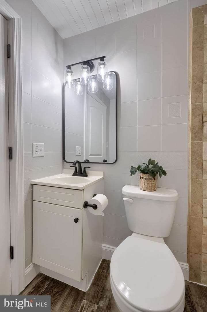 142 River Road photo 26
