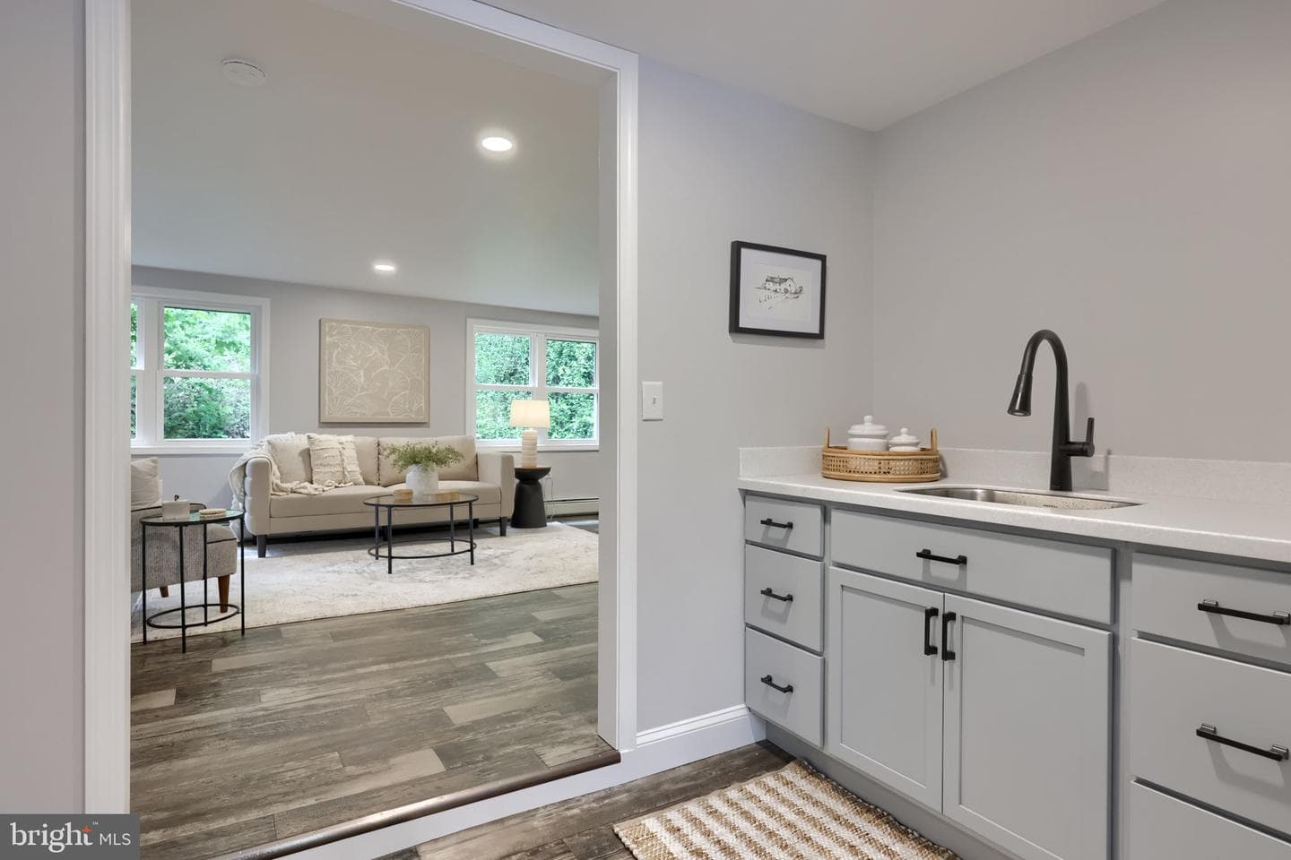 142 River Road photo 3