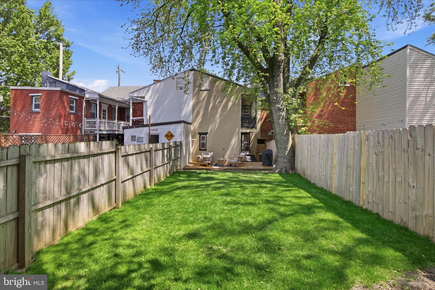 120 Nevin Street photo 40