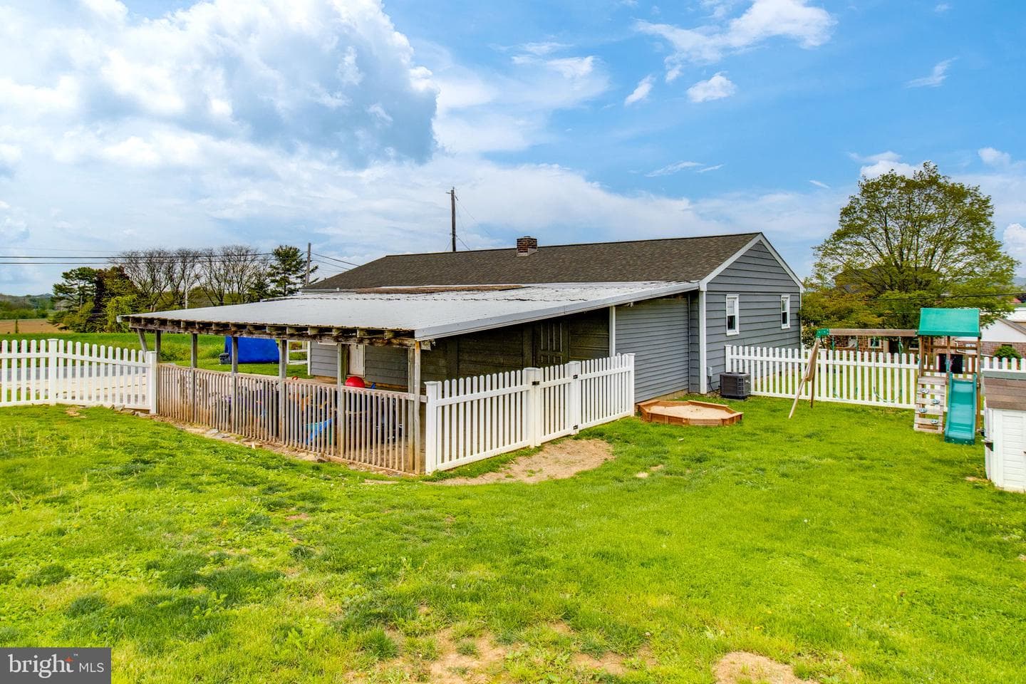 412 S Reamstown Road photo 24