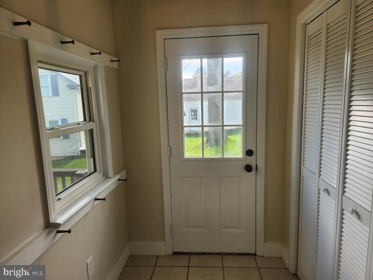 827 Disston View Drive photo 10