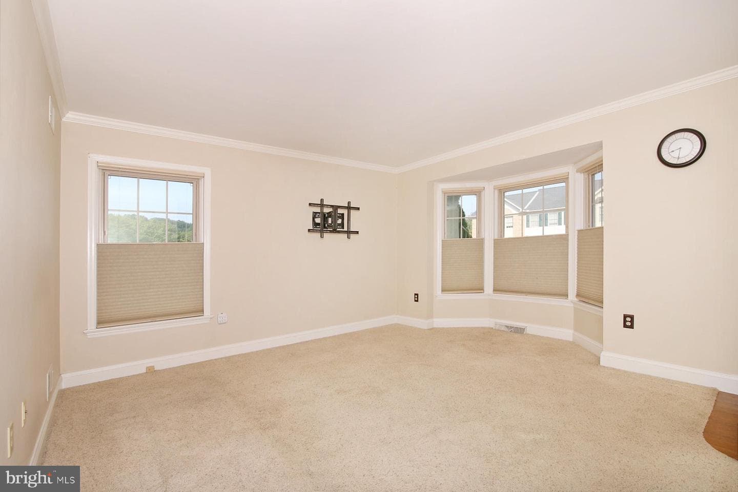 525 Cobblestone Lane photo 13
